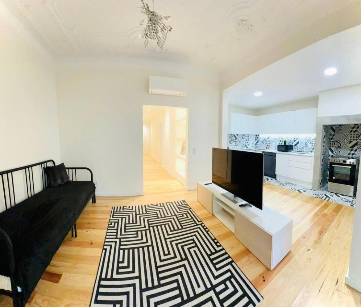 Lisbon City Center 3 Bedroom Flat Next To Avenida Liberdade Exterior photo